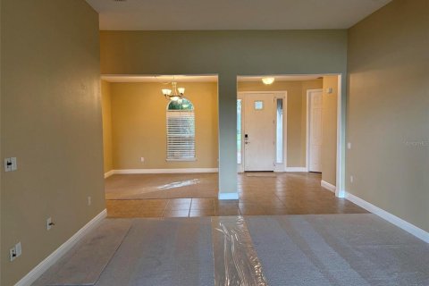 House in Kissimmee, Florida 3 bedrooms, 255.48 sq.m. № 2152278 - photo 11