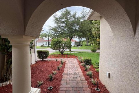 House in Kissimmee, Florida 3 bedrooms, 255.48 sq.m. № 2152278 - photo 5