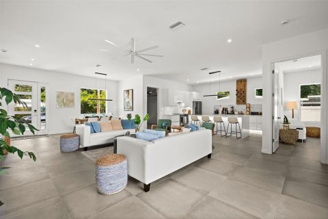 Casa en alquiler en Sarasota, Florida, 4 dormitorios, 213.68 m2 № 1762076 - foto 8
