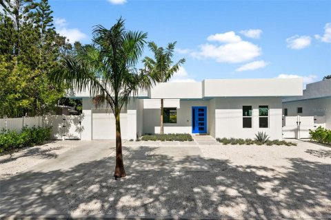Casa en alquiler en Sarasota, Florida, 4 dormitorios, 213.68 m2 № 1762076 - foto 1