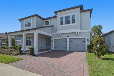 House in Winter Garden, Florida 5 bedrooms, 342.53 sq.m. № 2106849 - photo 2