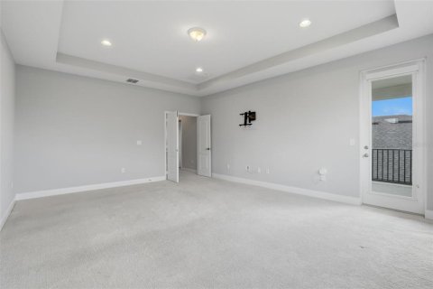 House in Winter Garden, Florida 5 bedrooms, 342.53 sq.m. № 2106849 - photo 29