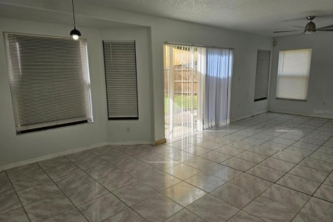 Villa ou maison à louer à Orlando, Floride: 4 chambres, 184.5 m2 № 2438521 - photo 7