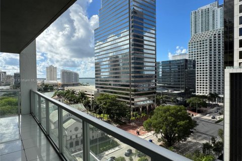 Condominio en alquiler en Miami, Florida, 1 dormitorio, 68.56 m2 № 1954340 - foto 7