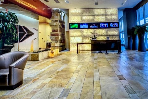 Condominio en alquiler en Miami, Florida, 1 dormitorio, 68.56 m2 № 1954340 - foto 28