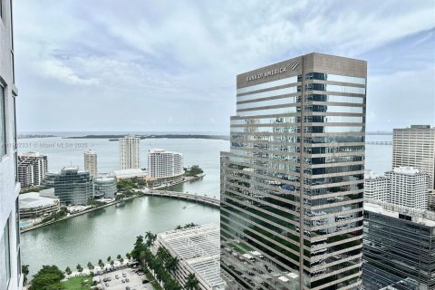 Condominio en alquiler en Miami, Florida, 1 dormitorio, 68.56 m2 № 1954340 - foto 18