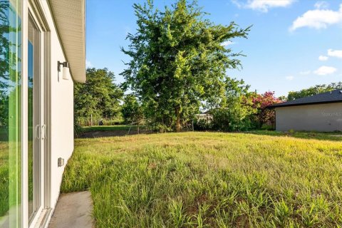 House in Sanford, Florida 4 bedrooms, 167.22 sq.m. № 1802249 - photo 22