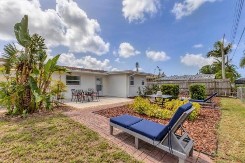 House in Bradenton, Florida 3 bedrooms, 122.45 sq.m. № 1778944 - photo 26