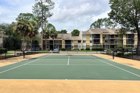 Condo in Tampa, Florida, 2 bedrooms  № 2230368 - photo 19