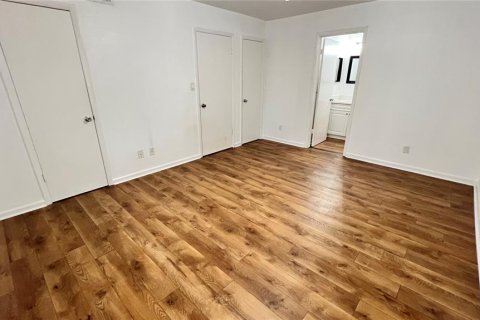 Condo in Tampa, Florida, 2 bedrooms  № 2230368 - photo 12