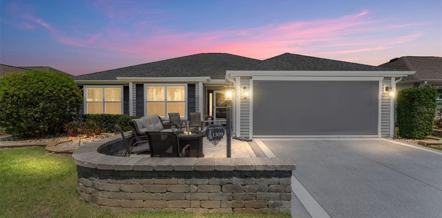 Casa en The Villages, Florida 3 dormitorios, 157.84 m2 № 1684924
