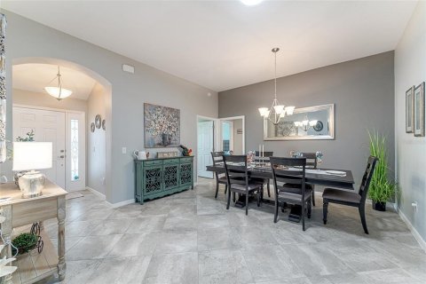 Casa en venta en The Villages, Florida, 3 dormitorios, 157.84 m2 № 1684924 - foto 3