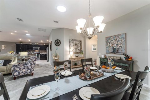 Casa en venta en The Villages, Florida, 3 dormitorios, 157.84 m2 № 1684924 - foto 4