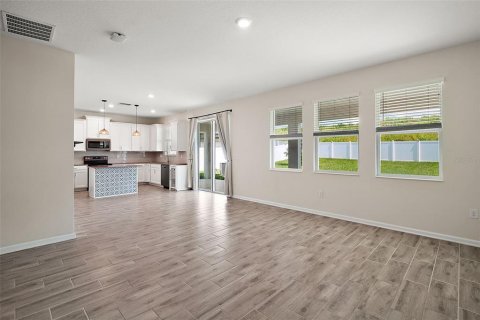 House in Groveland, Florida 4 bedrooms, 217.48 sq.m. № 1858080 - photo 9