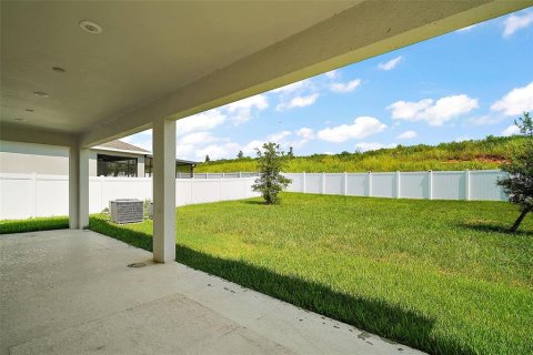 House in Groveland, Florida 4 bedrooms, 217.48 sq.m. № 1858080 - photo 3