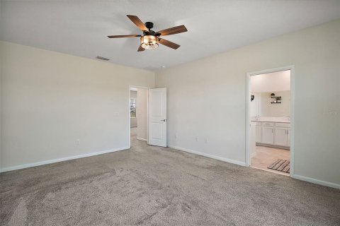 House in Groveland, Florida 4 bedrooms, 217.48 sq.m. № 1858080 - photo 22