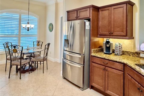 Casa en venta en The Villages, Florida, 3 dormitorios, 181.81 m2 № 2166869 - foto 9
