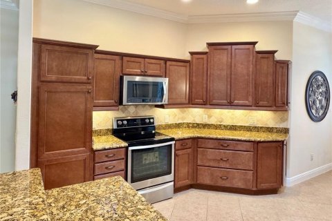 Casa en venta en The Villages, Florida, 3 dormitorios, 181.81 m2 № 2166869 - foto 7
