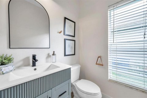 Villa ou maison à vendre à Holiday, Floride: 4 chambres, 222.5 m2 № 2404646 - photo 26