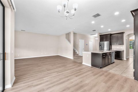 House in Riverview, Florida 5 bedrooms, 328.97 sq.m. № 1884657 - photo 11