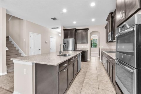 House in Riverview, Florida 5 bedrooms, 328.97 sq.m. № 1884657 - photo 8