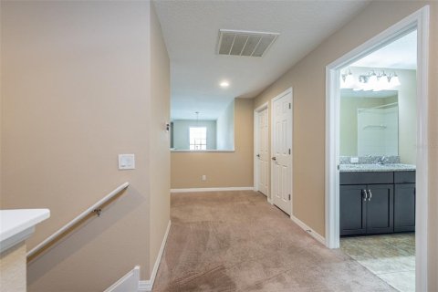 House in Riverview, Florida 5 bedrooms, 328.97 sq.m. № 1884657 - photo 21