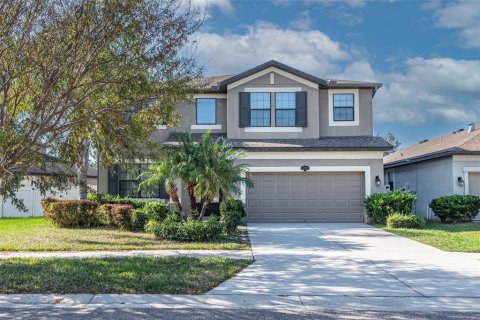 House in Riverview, Florida 5 bedrooms, 328.97 sq.m. № 1884657 - photo 1