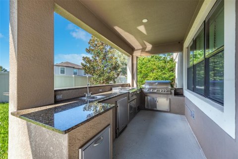House in Riverview, Florida 5 bedrooms, 328.97 sq.m. № 1884657 - photo 29