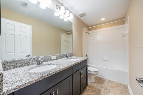 House in Riverview, Florida 5 bedrooms, 328.97 sq.m. № 1884657 - photo 22