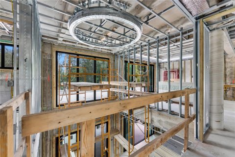 House in Miami Shores, Florida 4 bedrooms № 1955023 - photo 12