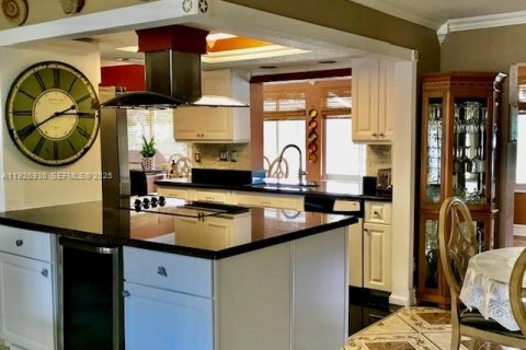 Villa ou maison à vendre à Tamarac, Floride: 2 chambres, 144.93 m2 № 1987714 - photo 13