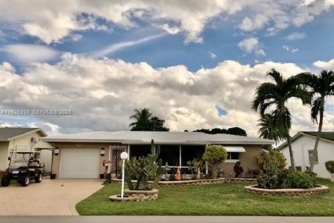 Villa ou maison à vendre à Tamarac, Floride: 2 chambres, 144.93 m2 № 1987714 - photo 2