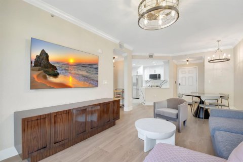 Condo in West Palm Beach, Florida, 1 bedroom  № 2247593 - photo 11