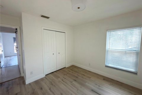 Casa en venta en Valrico, Florida, 3 dormitorios, 159.98 m2 № 2093218 - foto 14