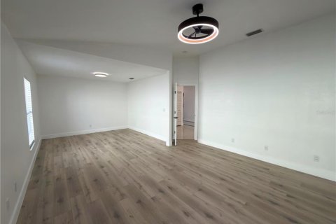 Casa en venta en Valrico, Florida, 3 dormitorios, 159.98 m2 № 2093218 - foto 19