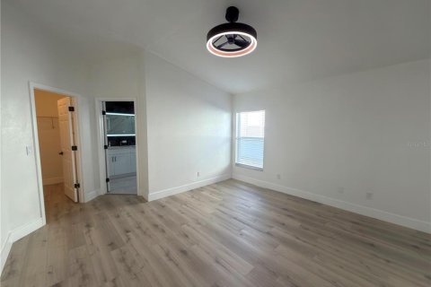 Casa en venta en Valrico, Florida, 3 dormitorios, 159.98 m2 № 2093218 - foto 18