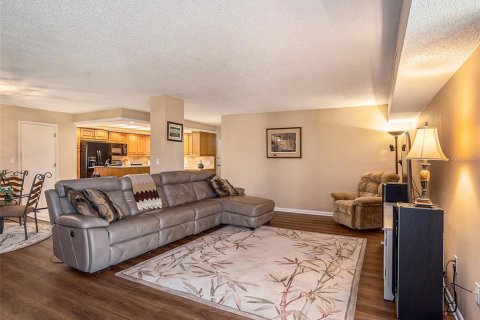 Condominio en venta en Clearwater, Florida, 2 dormitorios, 181.16 m2 № 1681815 - foto 11