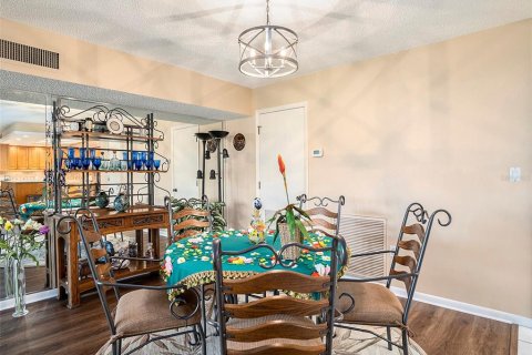 Condominio en venta en Clearwater, Florida, 2 dormitorios, 181.16 m2 № 1681815 - foto 12