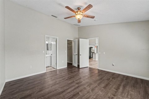 Villa ou maison à vendre à New Port Richey, Floride: 3 chambres, 139.17 m2 № 2126637 - photo 12