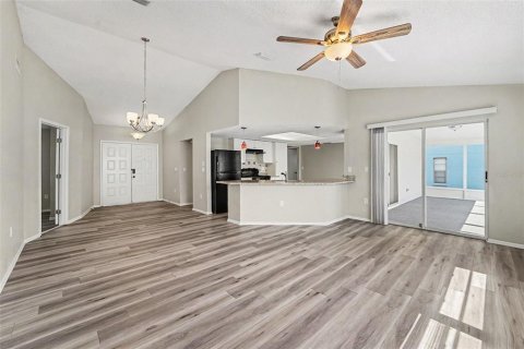 Villa ou maison à vendre à New Port Richey, Floride: 3 chambres, 139.17 m2 № 2126637 - photo 6
