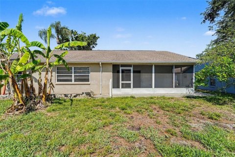 Villa ou maison à vendre à New Port Richey, Floride: 3 chambres, 139.17 m2 № 2126637 - photo 25