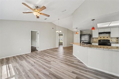 Villa ou maison à vendre à New Port Richey, Floride: 3 chambres, 139.17 m2 № 2126637 - photo 7