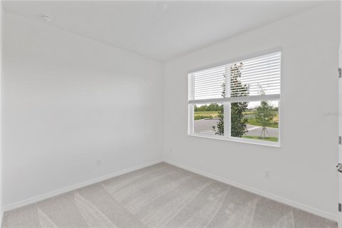 House in Haines City, Florida 3 bedrooms, 154.4 sq.m. № 1543307 - photo 4