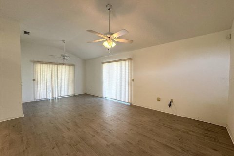 House in Beverly Hills, Florida 3 bedrooms, 140.84 sq.m. № 2393623 - photo 17