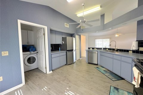 House in Beverly Hills, Florida 3 bedrooms, 140.84 sq.m. № 2393623 - photo 13