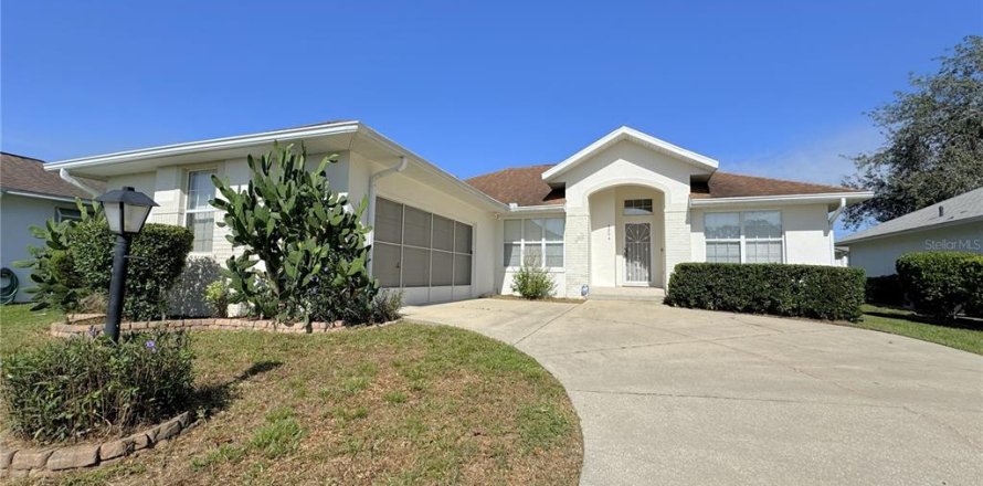 House in Beverly Hills, Florida 3 bedrooms, 140.84 sq.m. № 2393623
