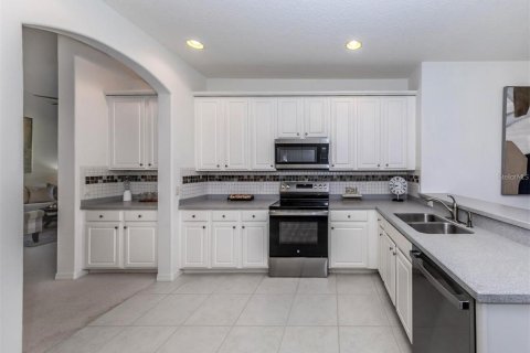 Villa ou maison à louer à Englewood, Floride: 3 chambres, 182.18 m2 № 1769856 - photo 3