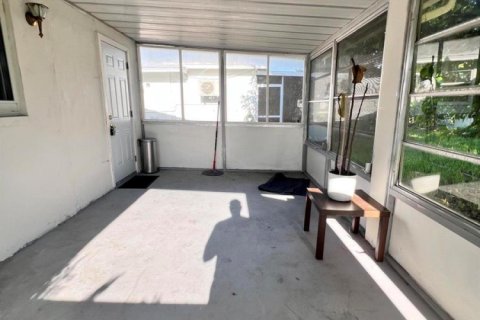 Villa ou maison à vendre à Tamarac, Floride: 2 chambres, 80.27 m2 № 2311007 - photo 5
