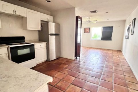 Villa ou maison à vendre à Tamarac, Floride: 2 chambres, 80.27 m2 № 2311007 - photo 12