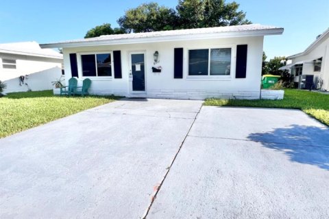 Villa ou maison à Tamarac, Floride 2 chambres, 80.27 m2 № 2311007